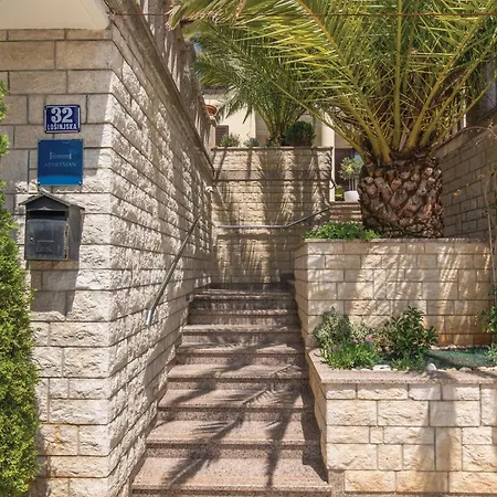 1 Bedroom In * Rabac